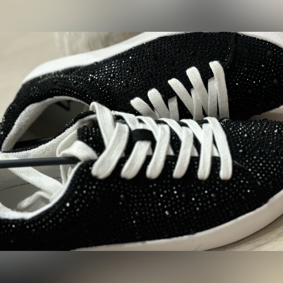 Black Very G Rhinestone Sneakers - various sizes with boxes - Giftable ! - Picture 9 of 9